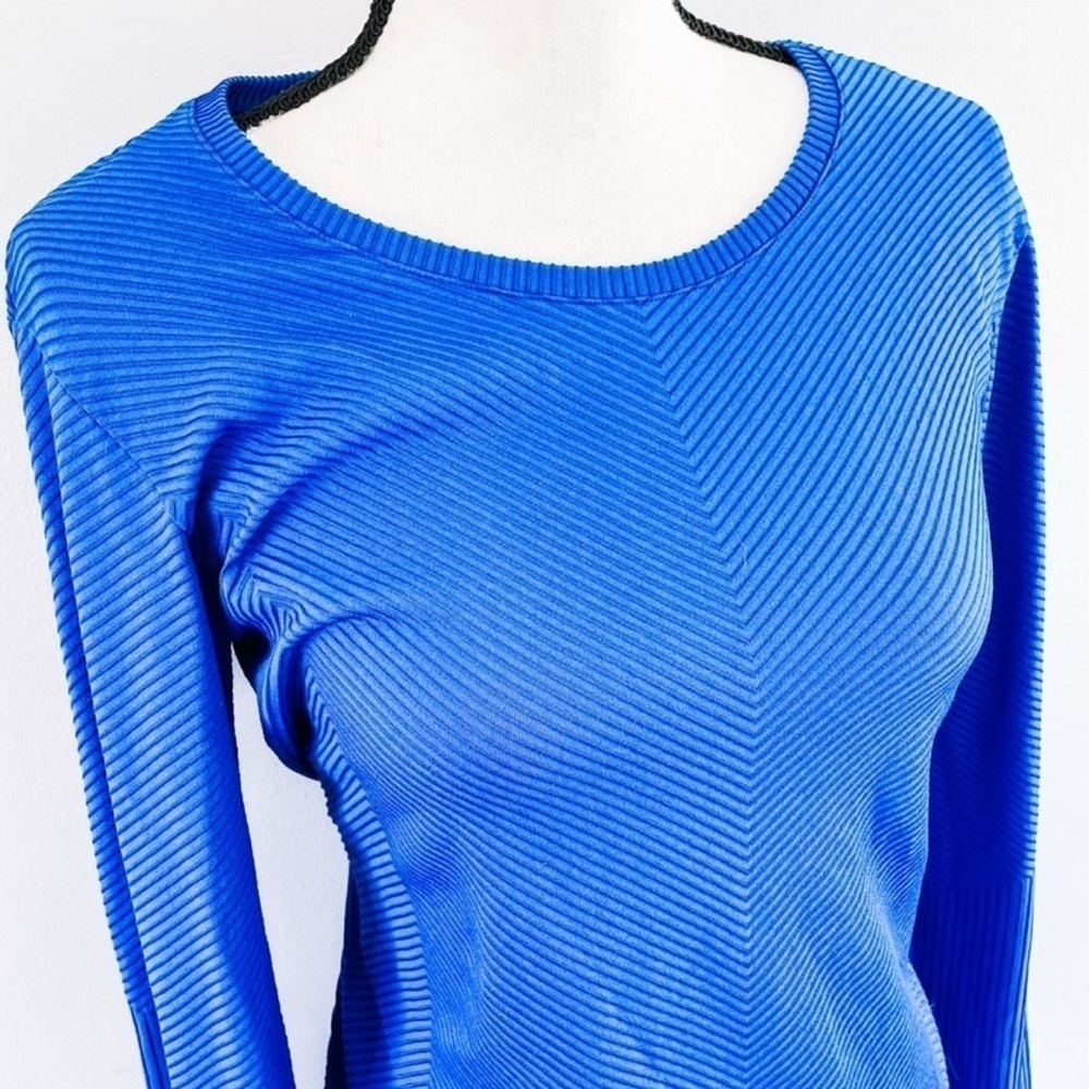 Athleta Flurry Base Layer Top Commodore Blue Size… - image 2
